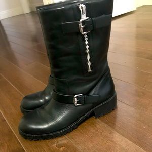 Vince Camuto Signature Black Leather Boots Size 7